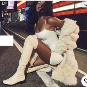 NEW SCHUTZ guily Up Eggshell Beige Over The Knee Boots Size 7